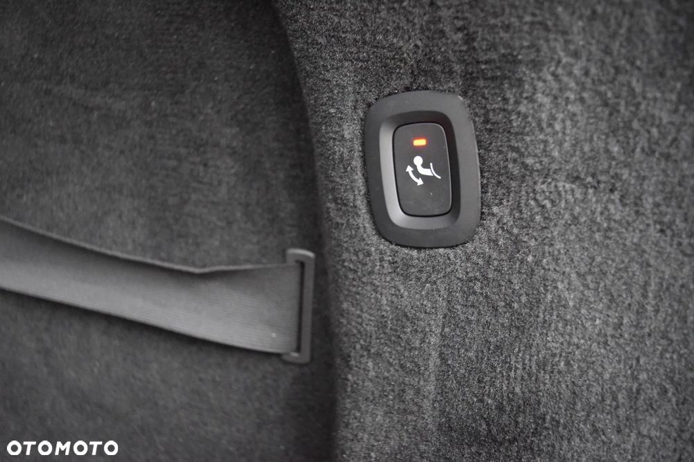 Volvo V90 D4 Geartronic Inscription - 35