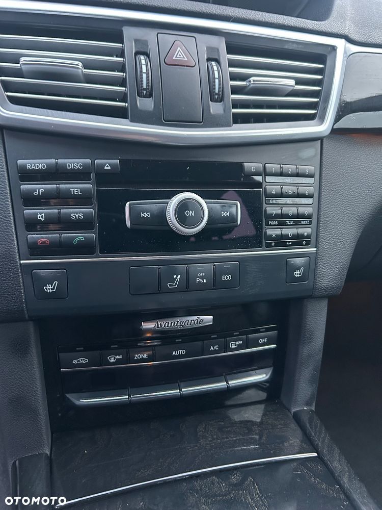 Mercedes-Benz Klasa E 250 CGI BlueEFFICIENCY Automatik Avantgarde - 6