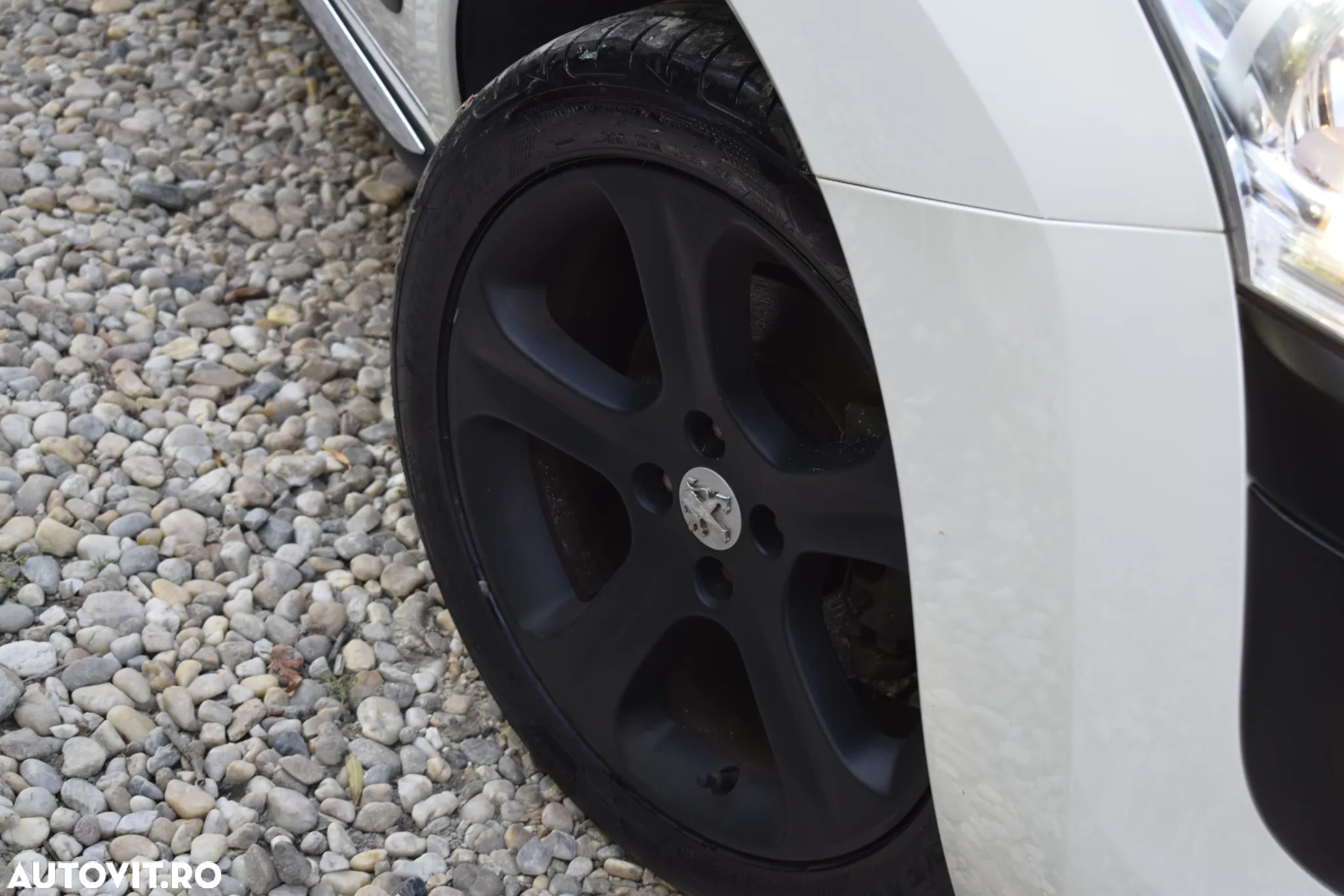Peugeot 3008 1.6 VTi Acces - 3