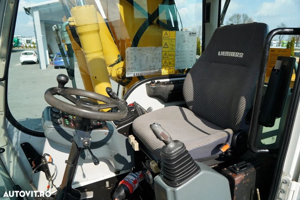 Liebherr A314 LITRONIC / EXCAVATOR PE ROȚI / AER CONDIȚIONAT / - 31