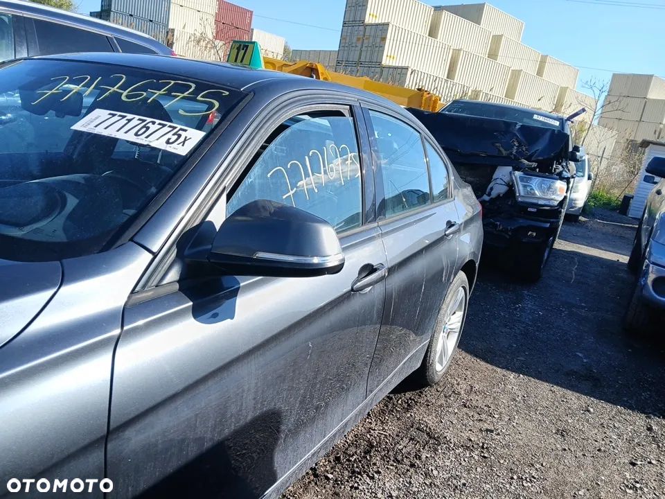 BMW Seria 3 328i xDrive - 7