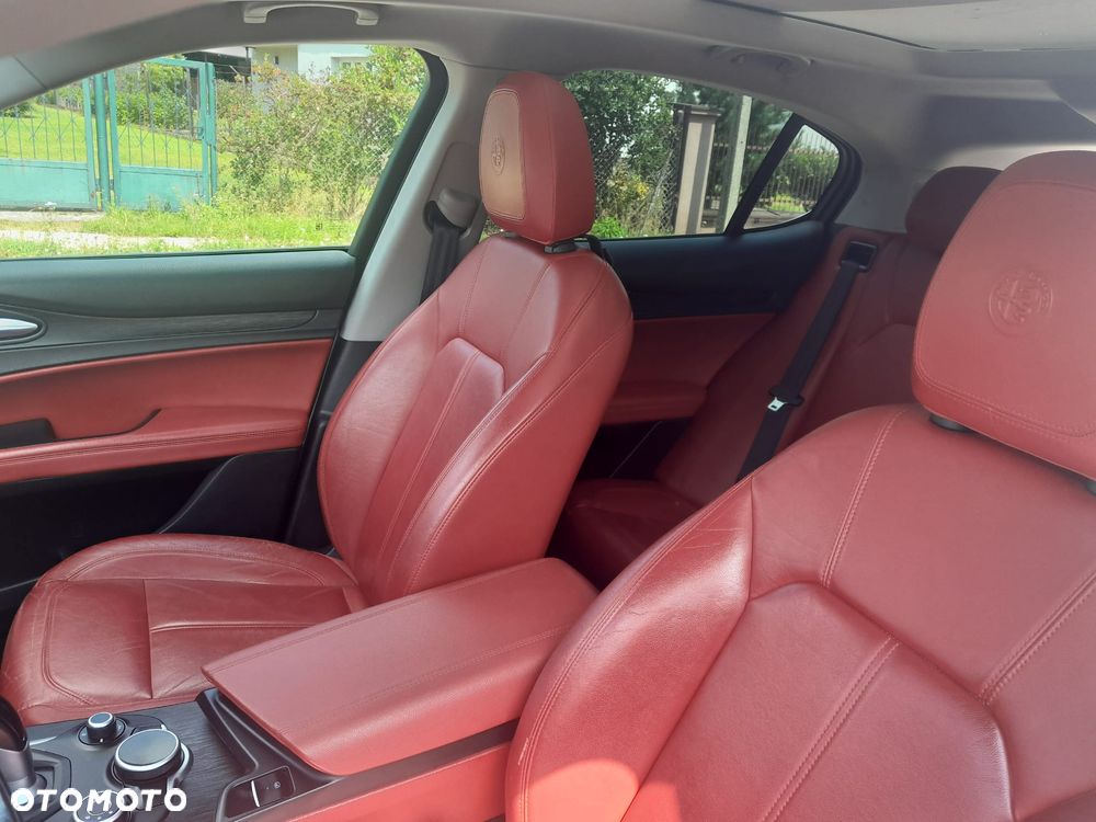 Alfa Romeo Stelvio 2.0 Turbo 16V AT8-Q4 Executive - 7