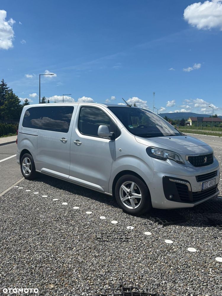 Peugeot Traveller - 2