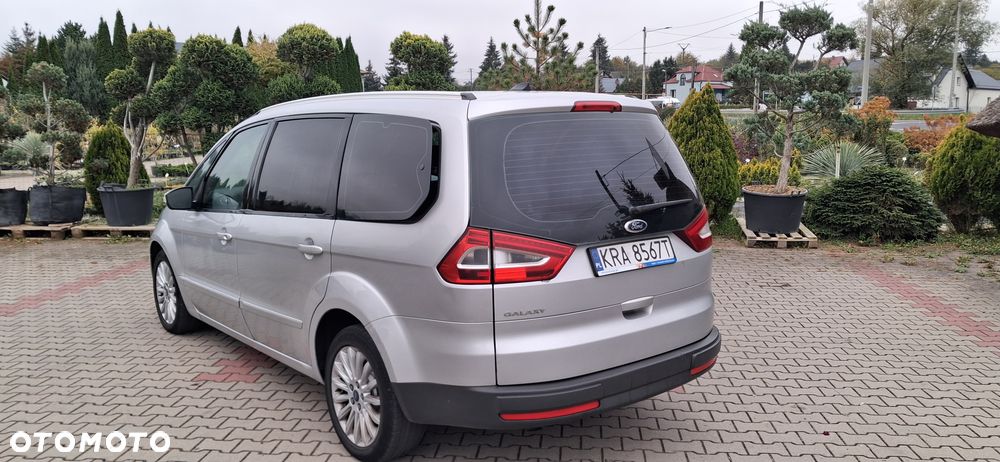 Ford Galaxy 2012 photo 5