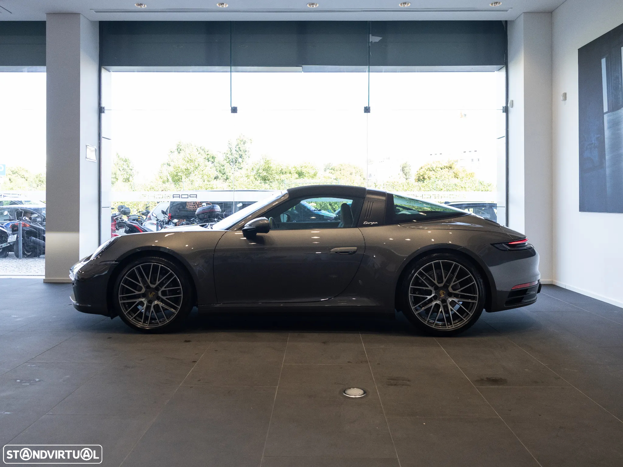 Porsche 911 (992) Targa 4 PDK - 11