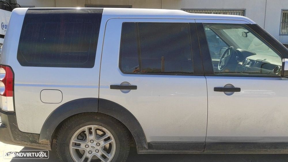 PORTA TRASEIRA DIREITA LAND ROVER DISCOVERY 4 TDV6 S - 1