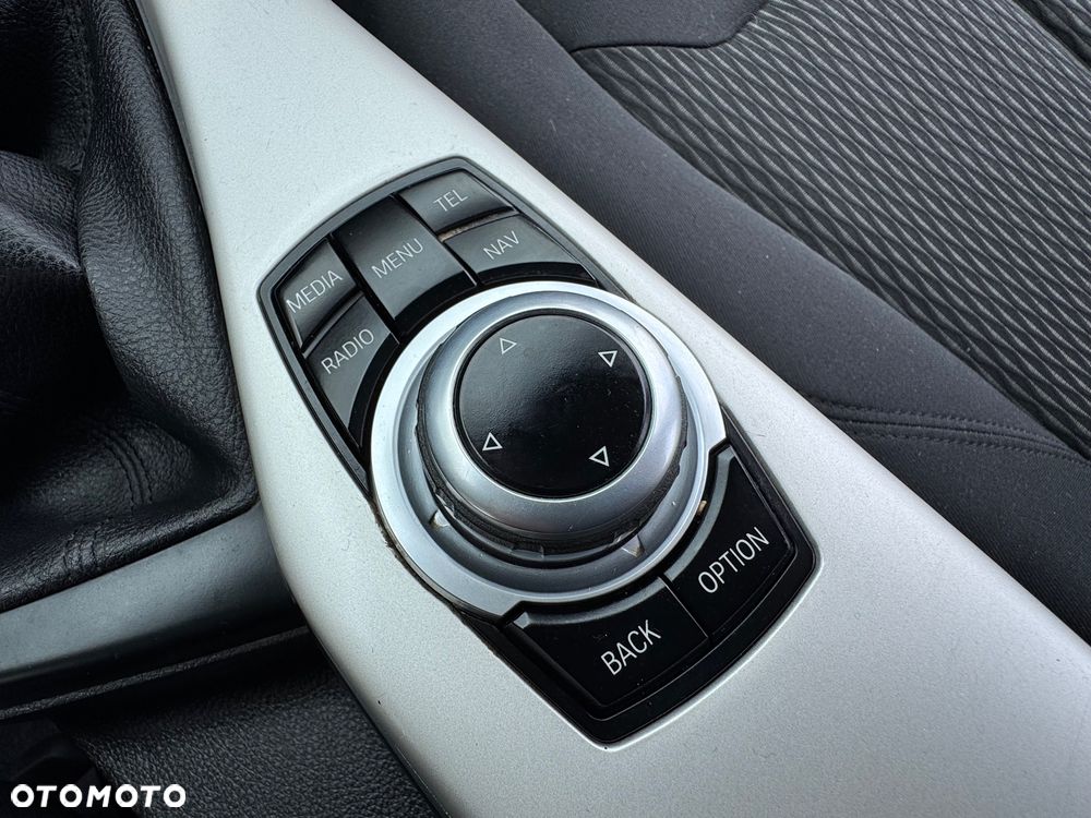 BMW Seria 1 120d BluePerformance Sport Line - 36