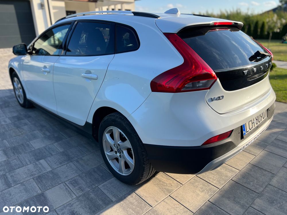 Volvo V40 D2 Drive-E Momentum - 6