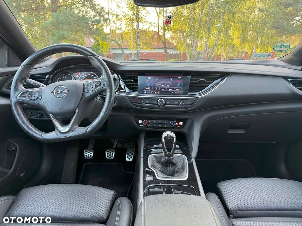 Opel Insignia 2.0 CDTI Ultimate S&S - 17