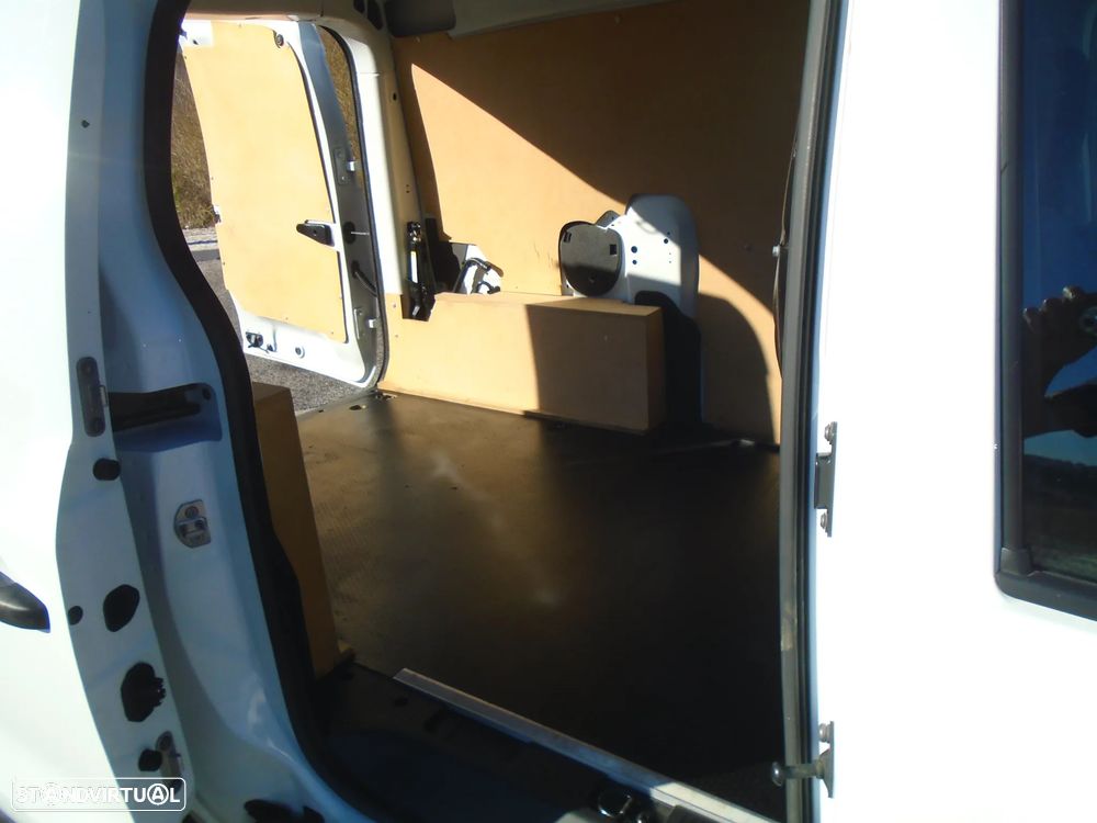 Renault KANGOO Express 1.5 Bleu DCI 95 CV-NACIONAL- IVA DEDUTIVEL - 38