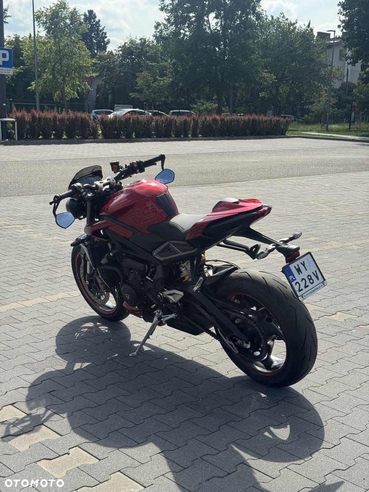 Triumph Street Triple - 4