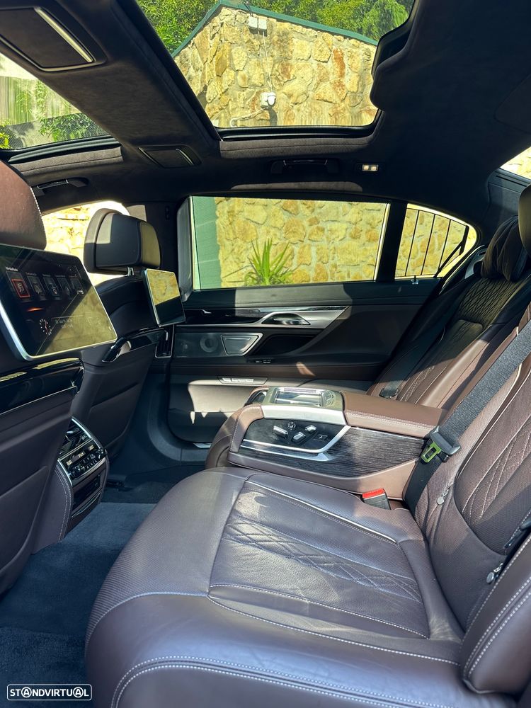 BMW 740 Ld xDrive Pack M - 19