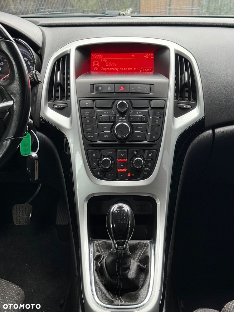 Opel Astra 1.4 Turbo - 26