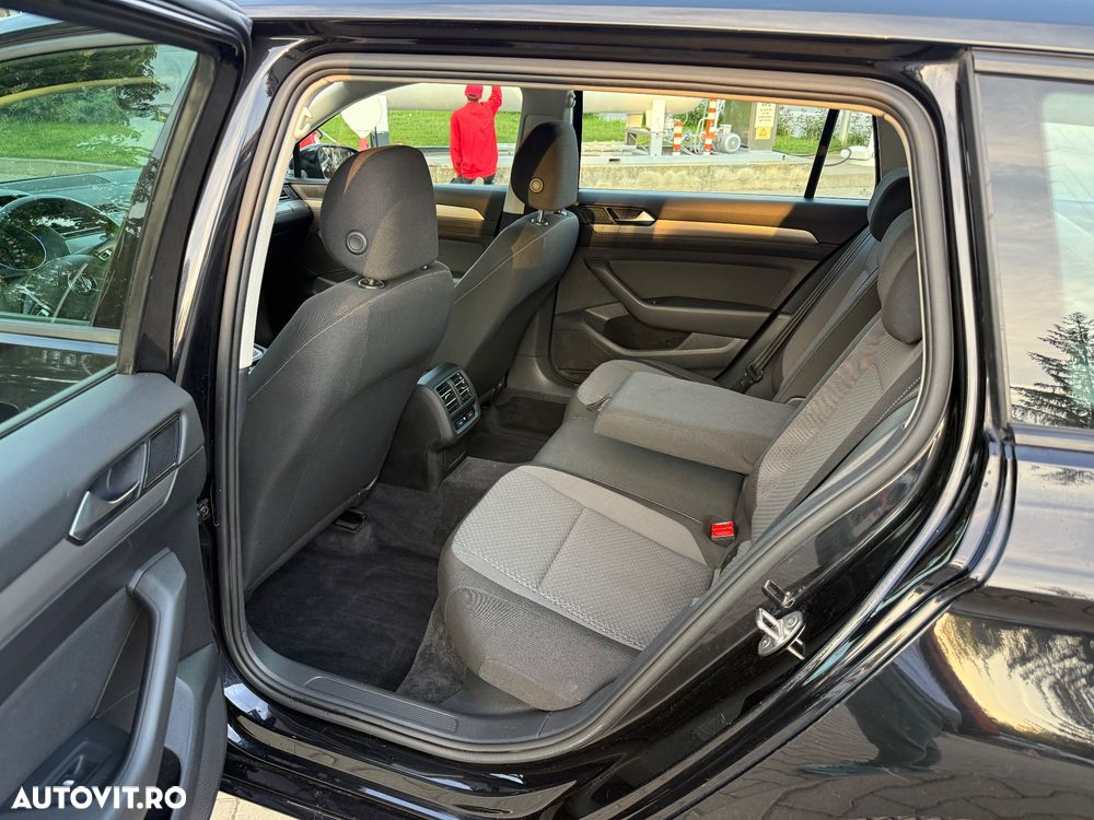 Volkswagen Passat 1.6 TDI (BlueMotion Technology) Comfortline - 12