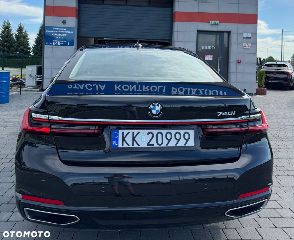 BMW Seria 7 740Li - 12