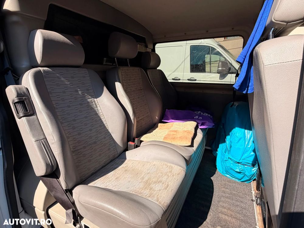 Volkswagen Transporter - 7