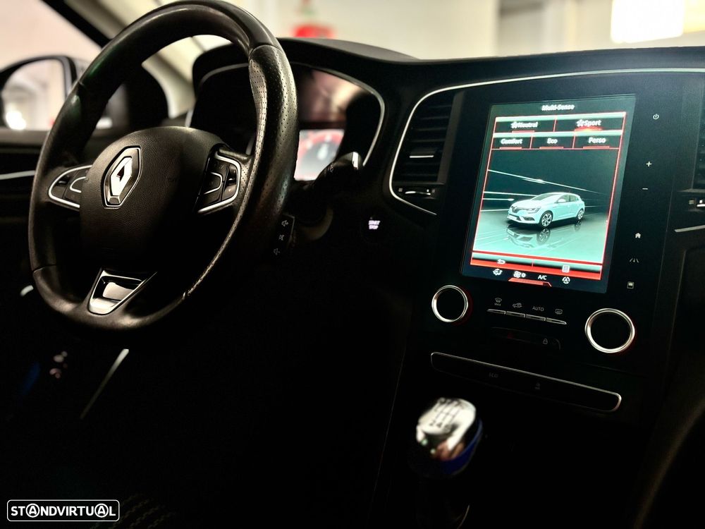 Renault Mégane 1.6 dCi GT Line - 17