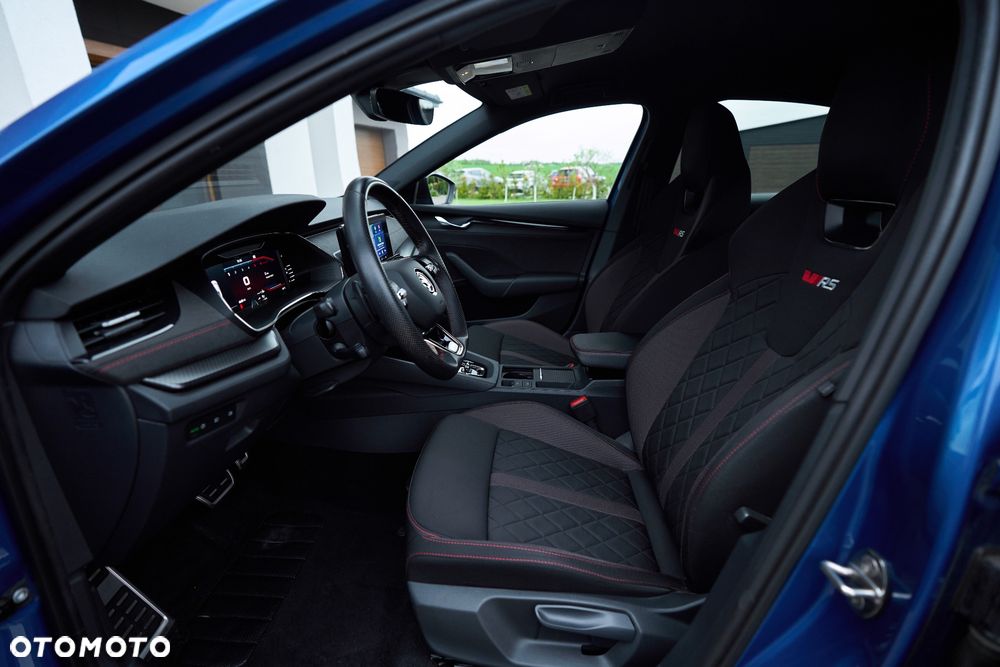 Skoda Octavia 2.0 TDI DSG RS - 19