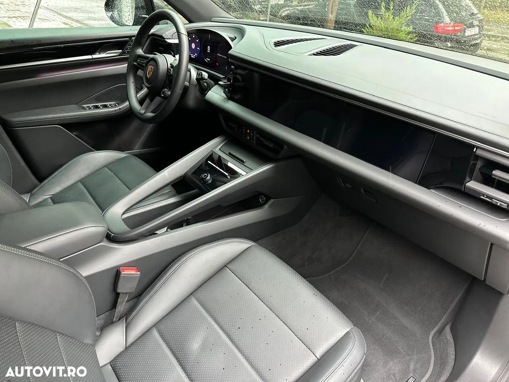 Porsche Macan 100 kWh - 22