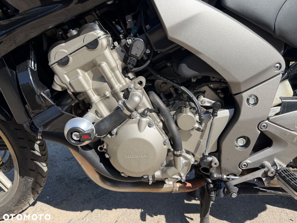 Honda CBF - 13
