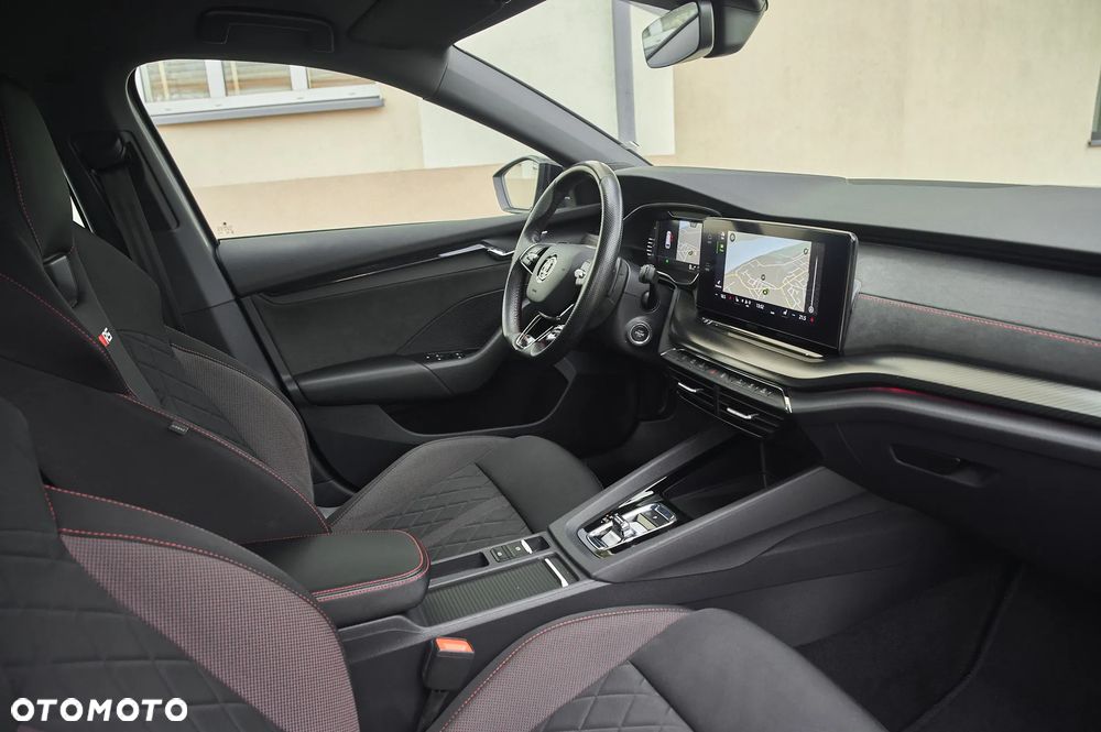 Skoda Octavia 2.0 TSI DSG RS - 5
