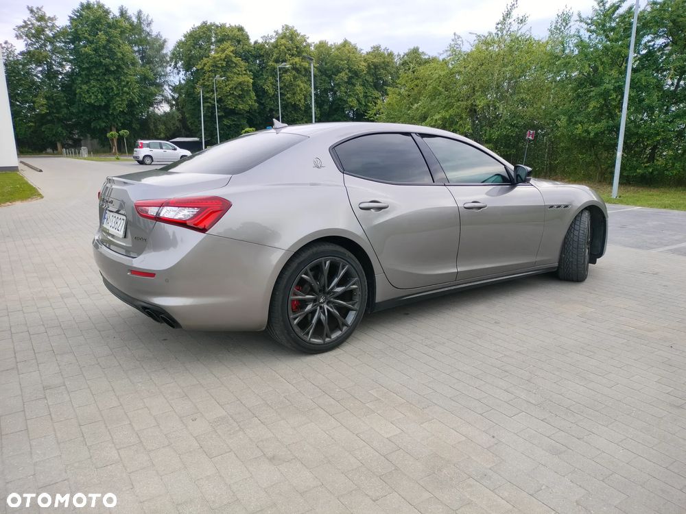 Maserati Ghibli Standard - 5