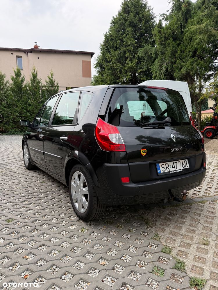 Renault Scenic 2.0 dCi Privilege - 4