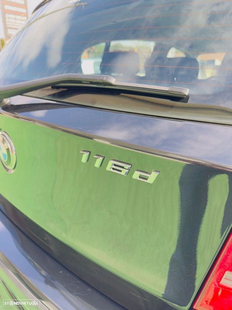 BMW 116 d Line Sport - 16