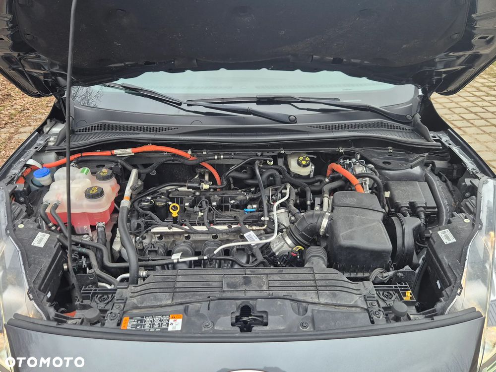 Ford Kuga 2.5 FHEV FWD Titanium - 14