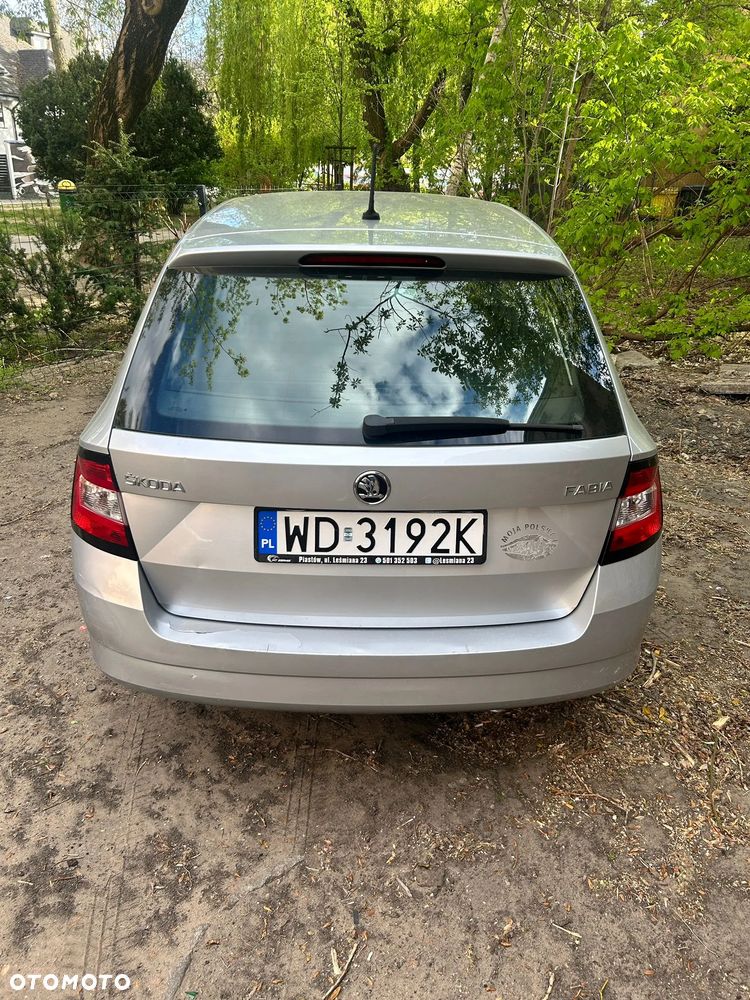 Skoda Fabia 1.2 TSI Ambition - 2
