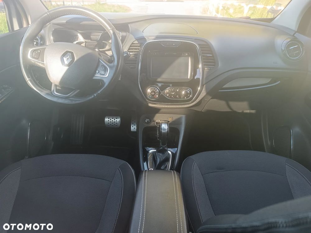 Renault Captur - 21