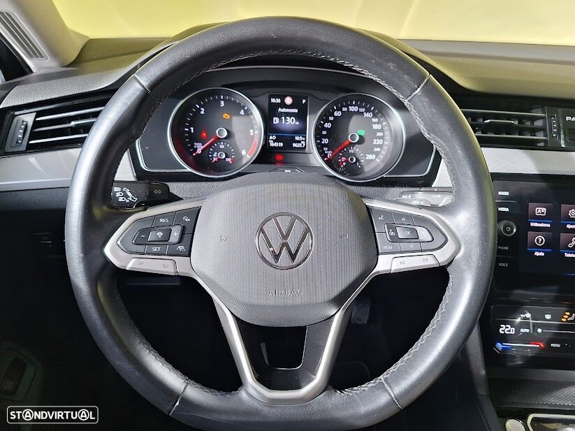 VW Passat Variant 2.0 TDi Business DSG - 16