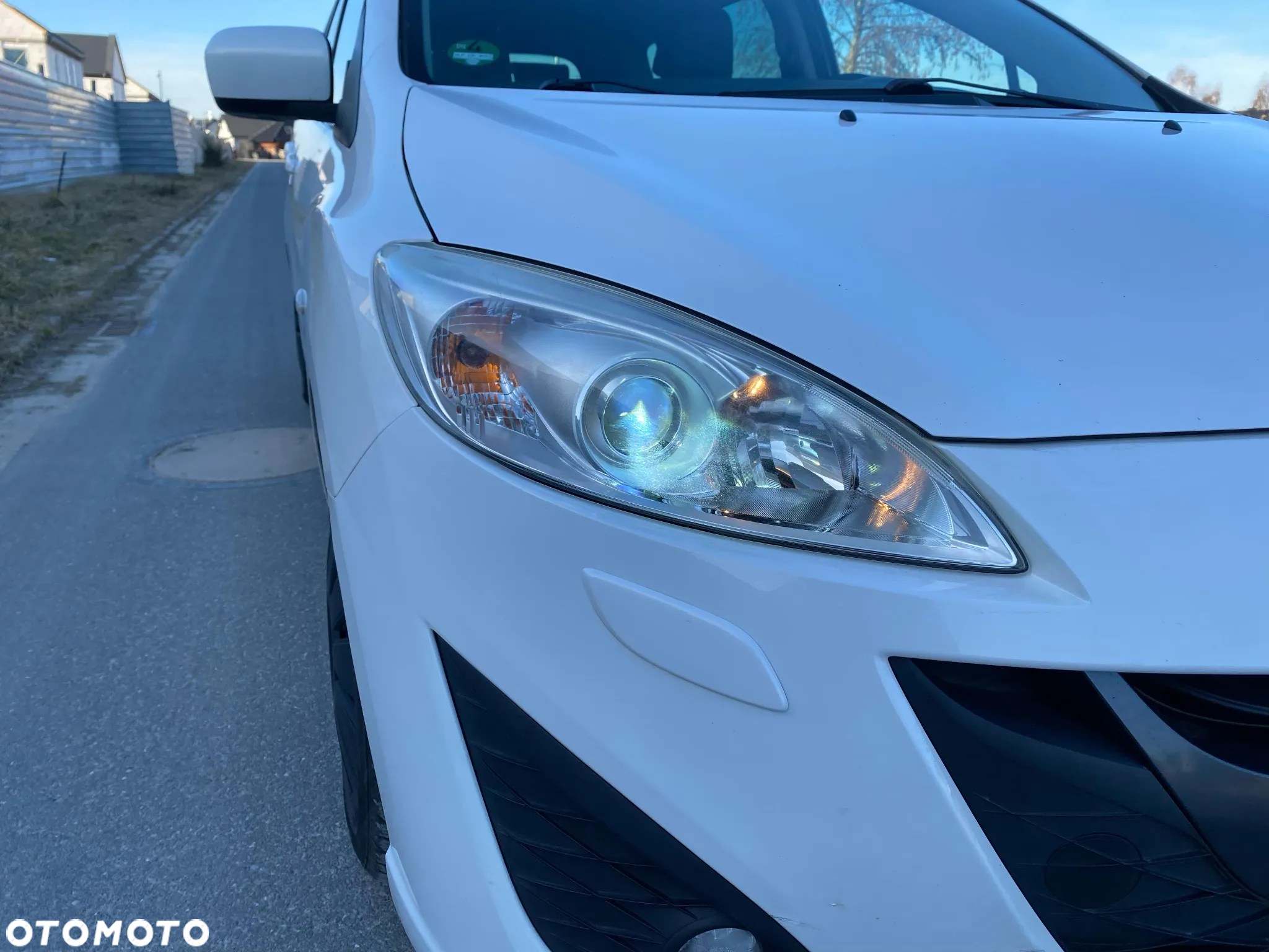 Mazda 5 - 14
