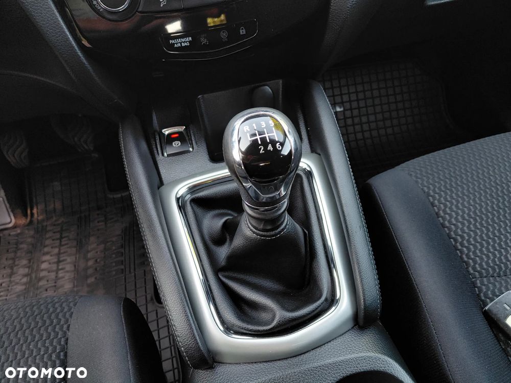 Nissan Qashqai 1.2 DIG-T Acenta EU6 - 16