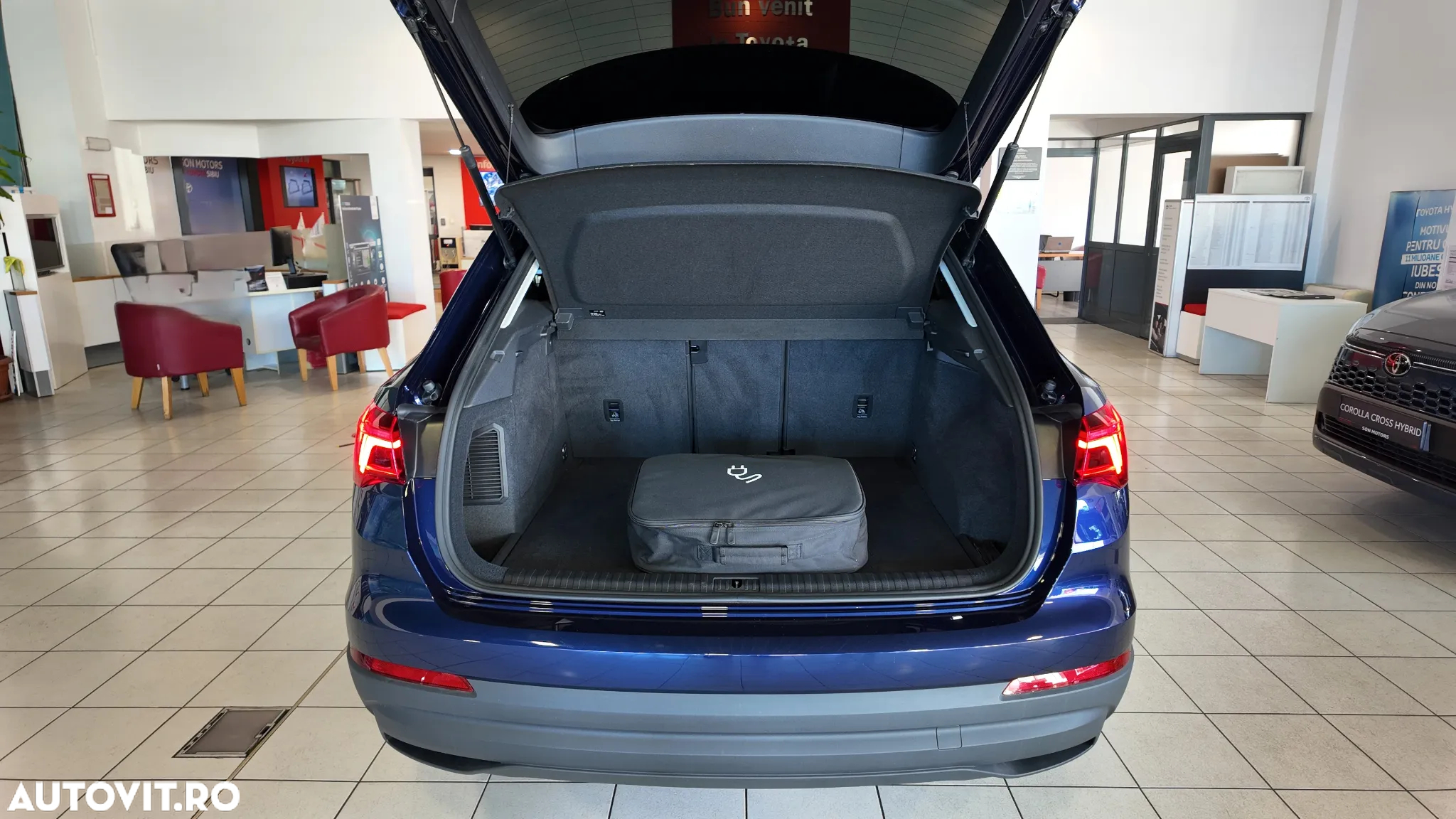 Audi Q3 45 TFSIe S tronic - 37