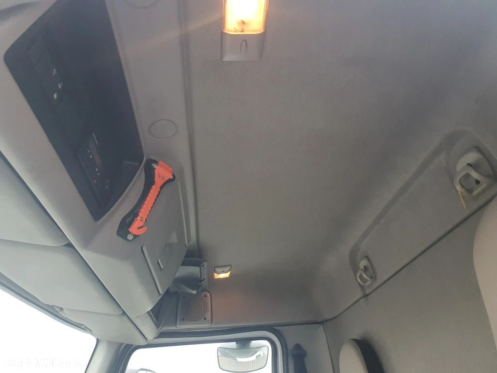 Renault Midlum 270 - 31