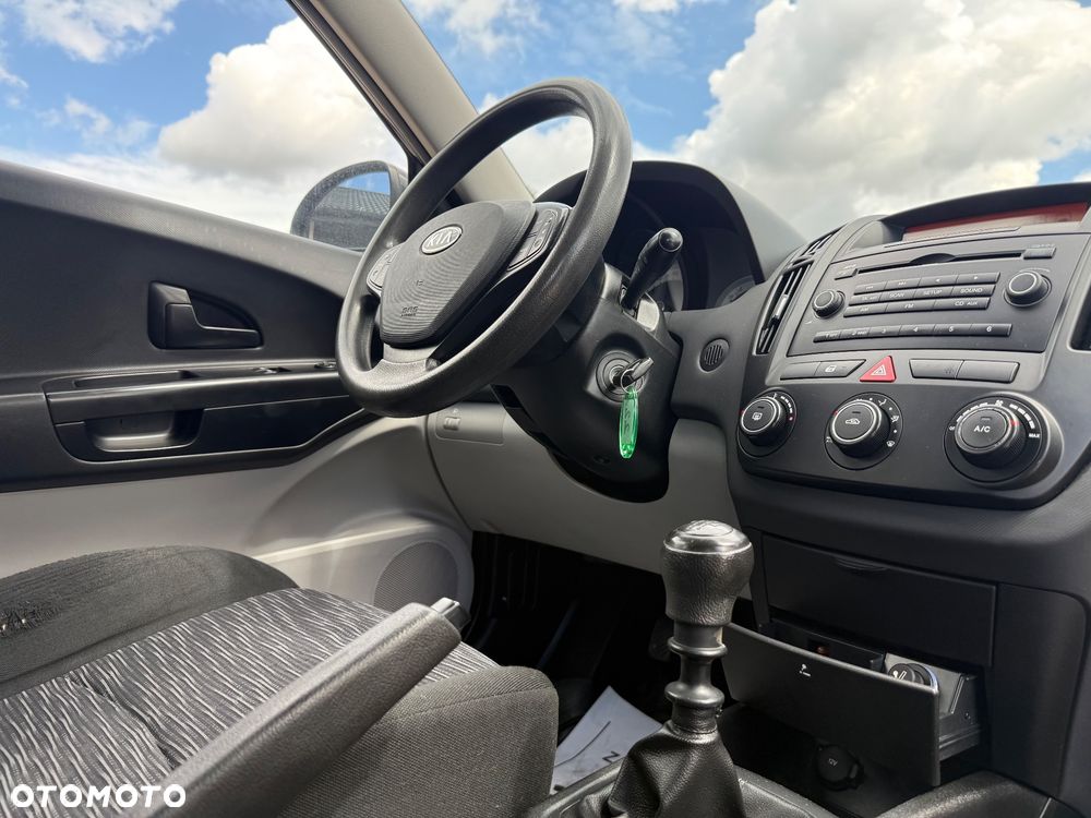 Kia Ceed 1.6 L - 28
