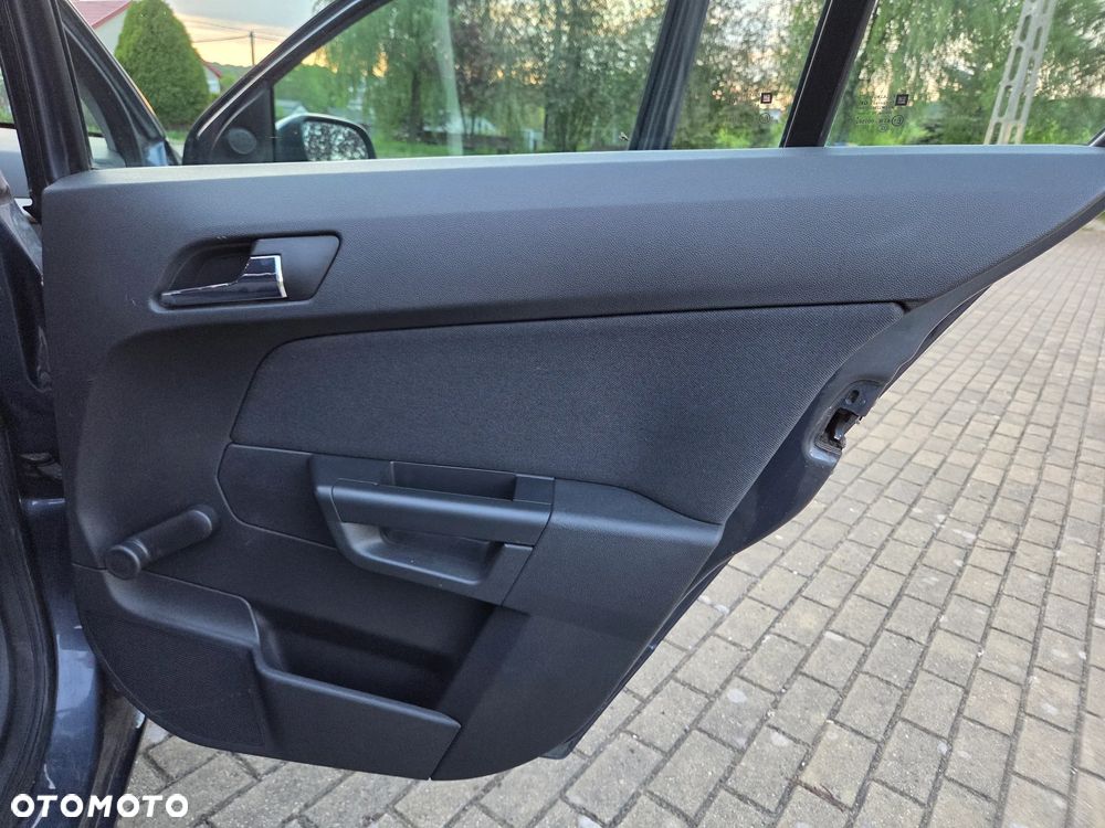 Opel Astra 1.6 Selection - 22