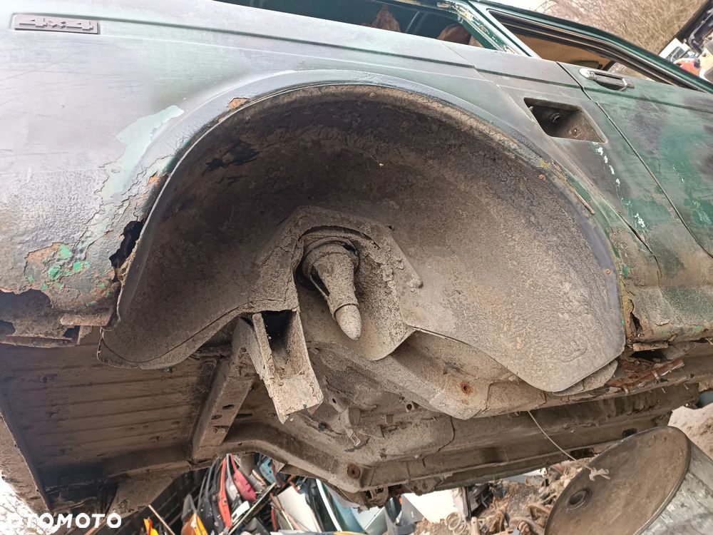 Łada 2121 Niva 2107 Silnik 1,7 Skrzynia Zawieszenie Mosty Koła Drzwi Lampy Kanapa - 19