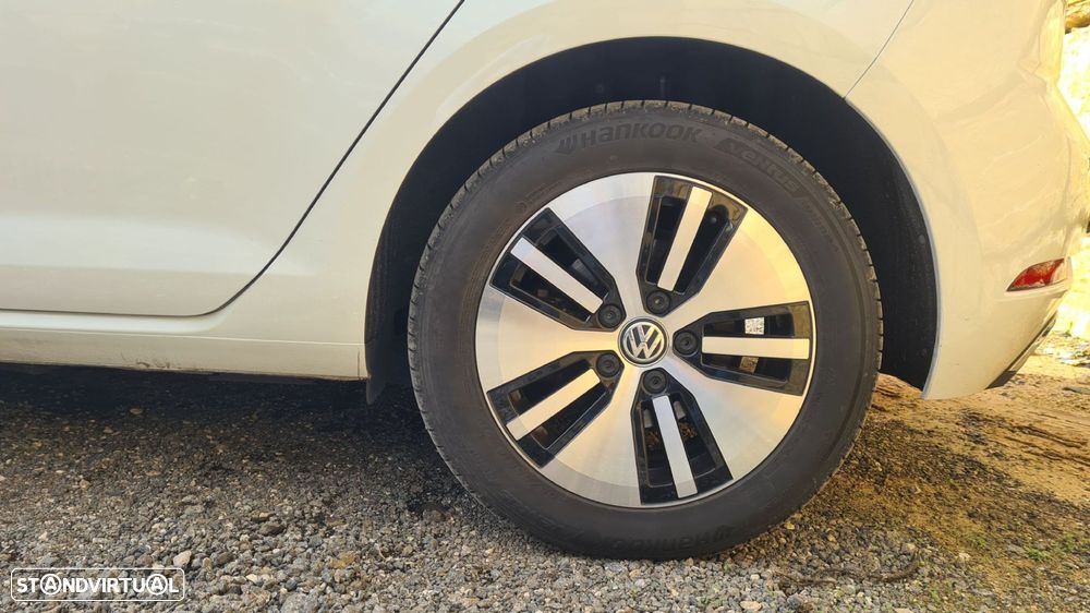 VW e-Golf AC/DC - 59