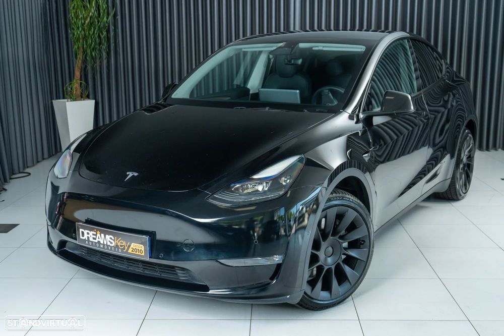 Tesla Model Y Long Range Dual Motor AWD - 17