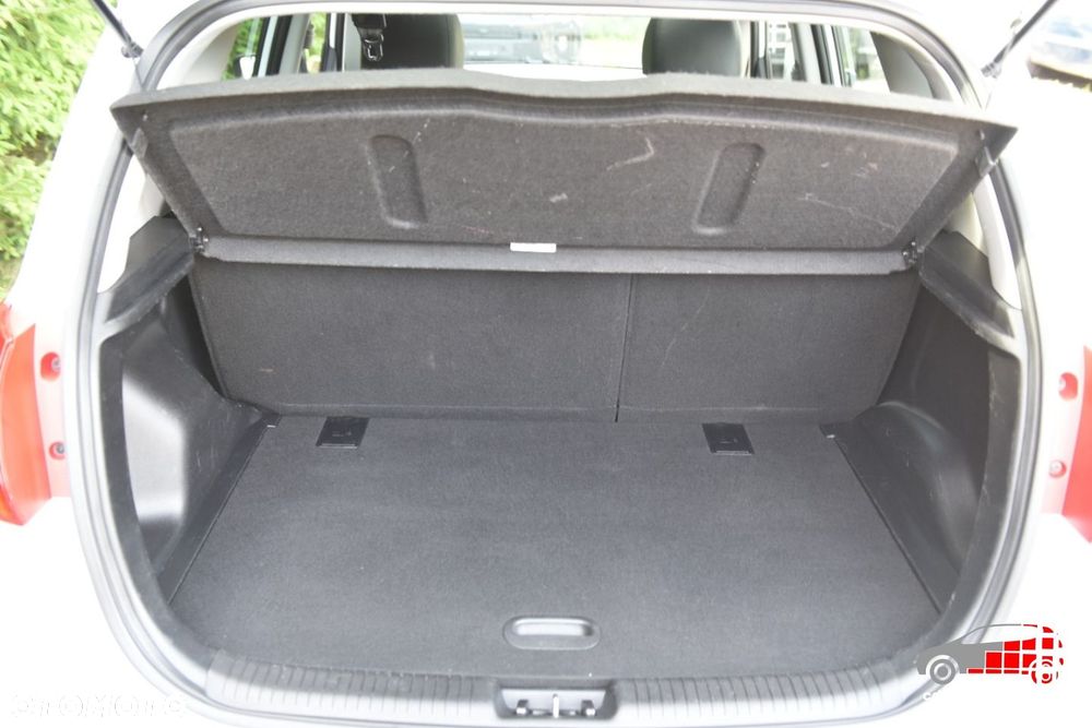Kia Venga - 19