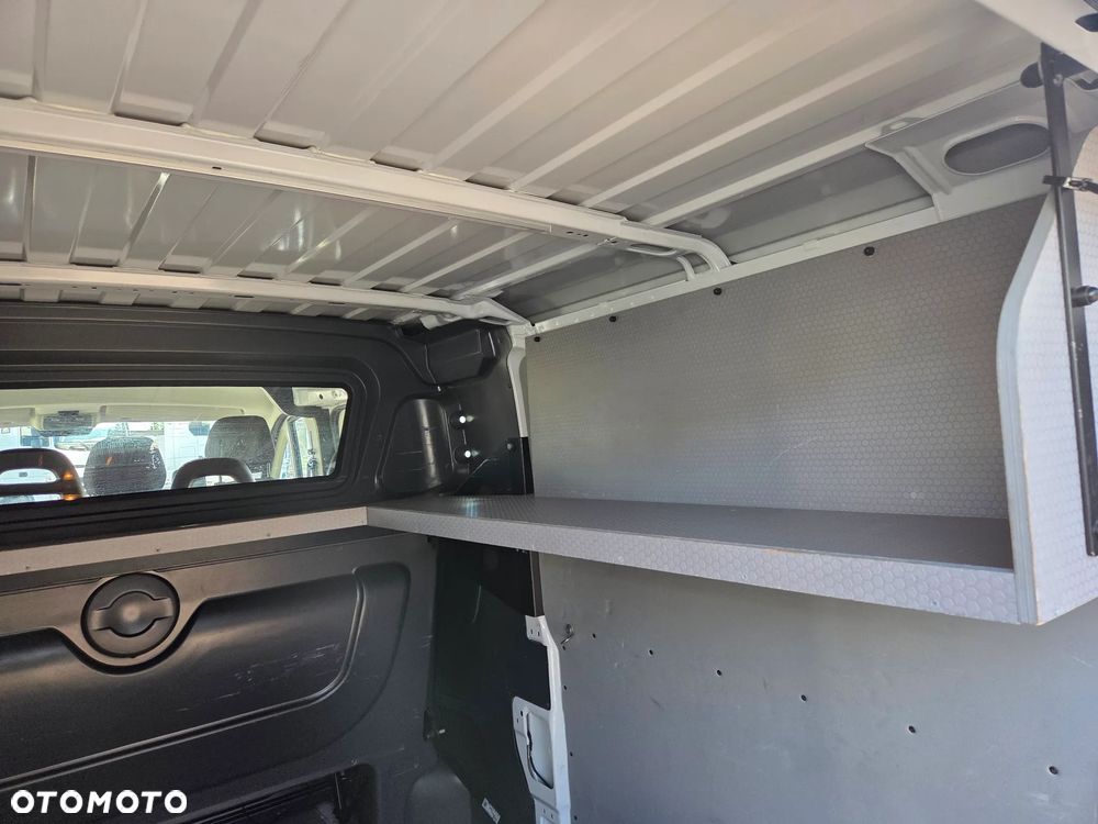 Opel Movano 2.2 DIESEL MultiCab L2H1 - 37