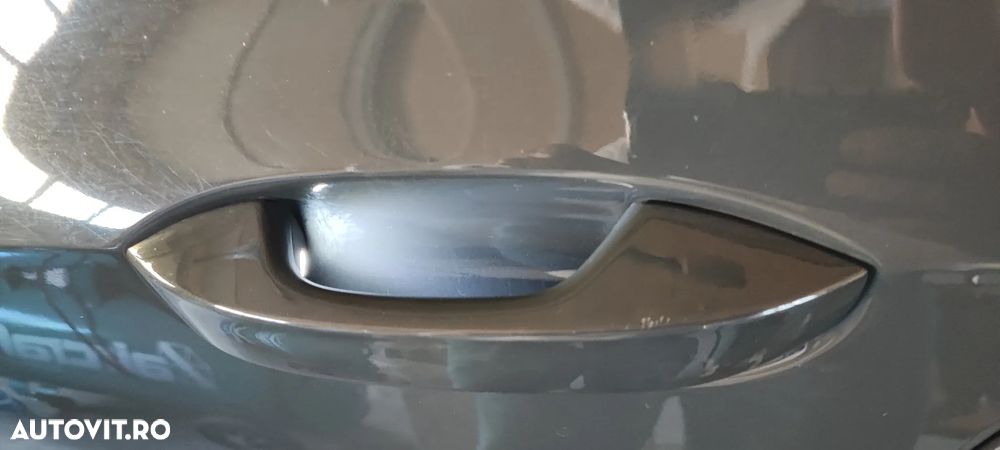Volkswagen Golf - 10