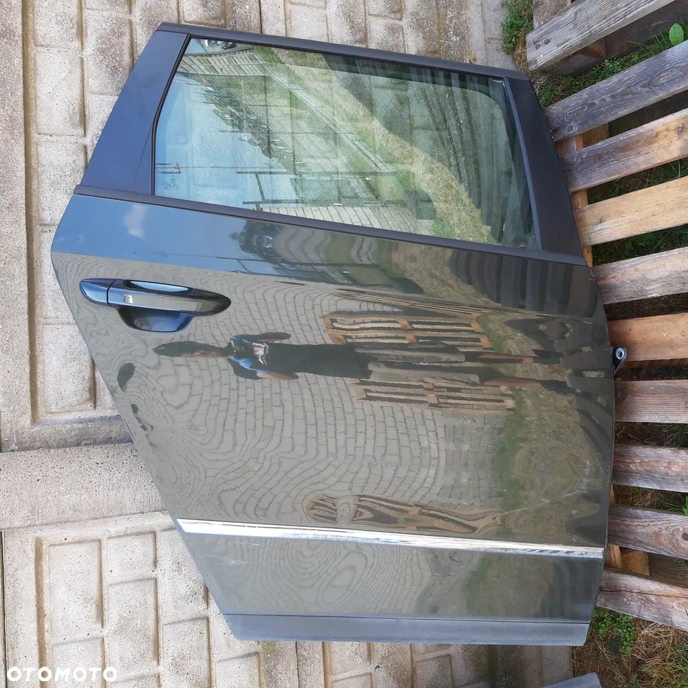 Drzwi Tylne Tył Lew Lub Prawe Vw Passat B6 Kombi LC6S - 6