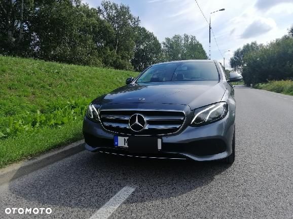 Mercedes-Benz Klasa E 200 9G-TRONIC - 1
