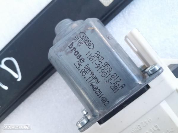 Elevador Tras Dto  Audi Q5 (8Rb) - 2