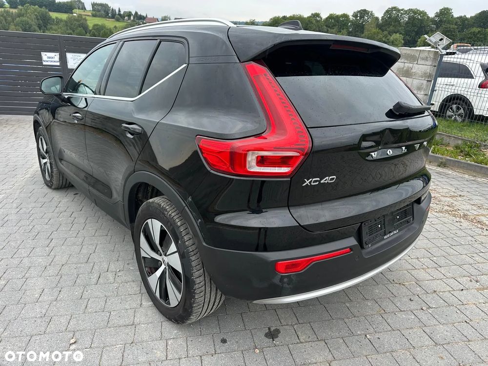 Volvo XC 40 T4 Plug-In Hybrid Inscription - 4