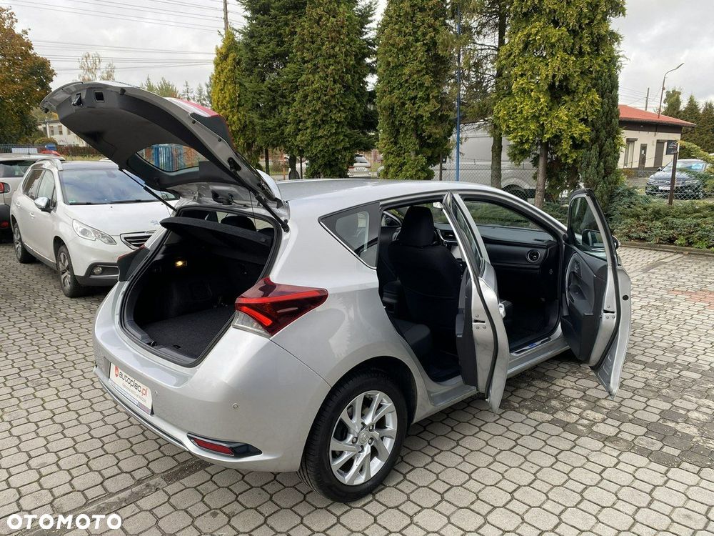 Toyota Auris - 31