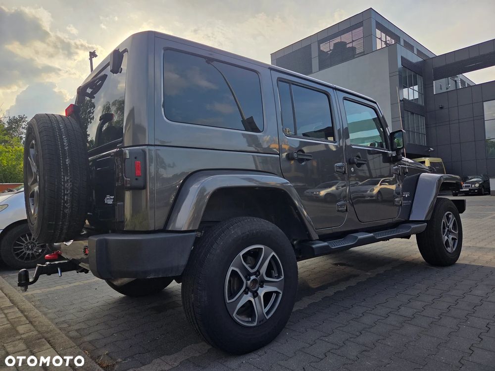Jeep Wrangler 3.6 Unlim Sahara - 13